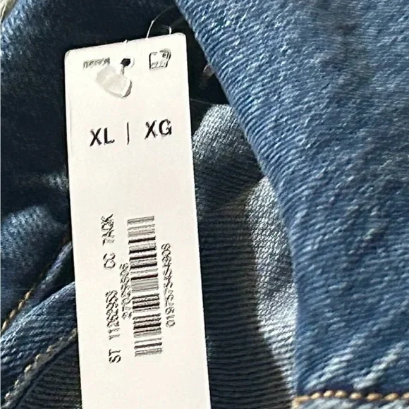 💎💎VS PINK BLING JEAN JACKET 💎💎 - Picture 5 of 8